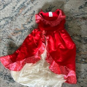 Disney princess  Elana Red and Cream Princess Costume for Kids size 5/6